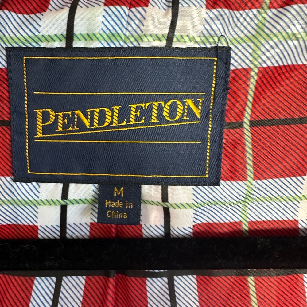 Pendleton Red Quilted Jacket With Detachable Hood… - image 3